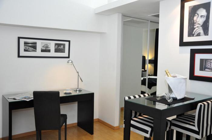 broadway hotel and suites