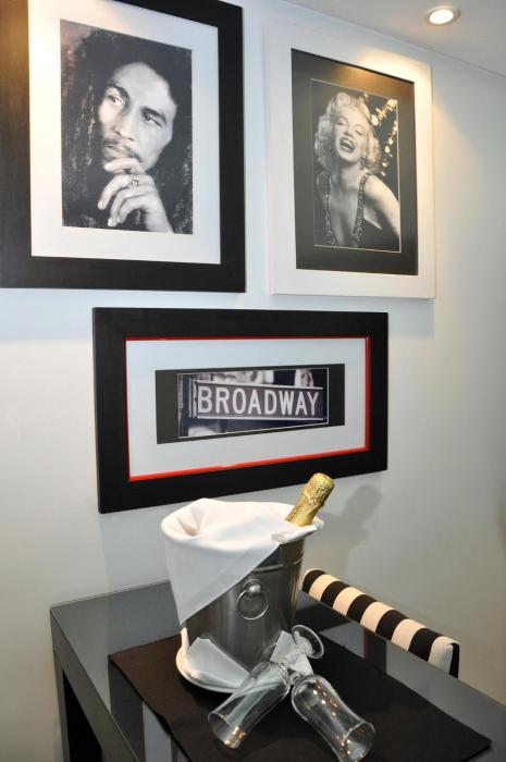 broadway hotel and suites