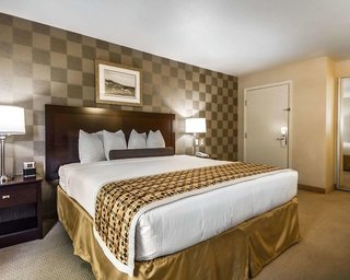 hotel med park ascend hotel collection
