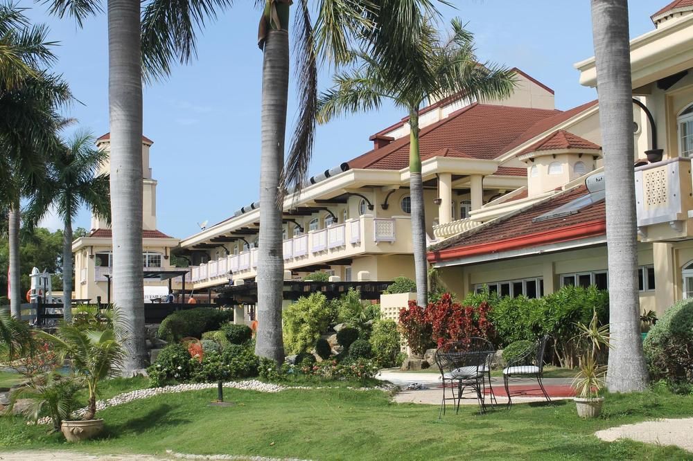 vista mar beach resort and country club