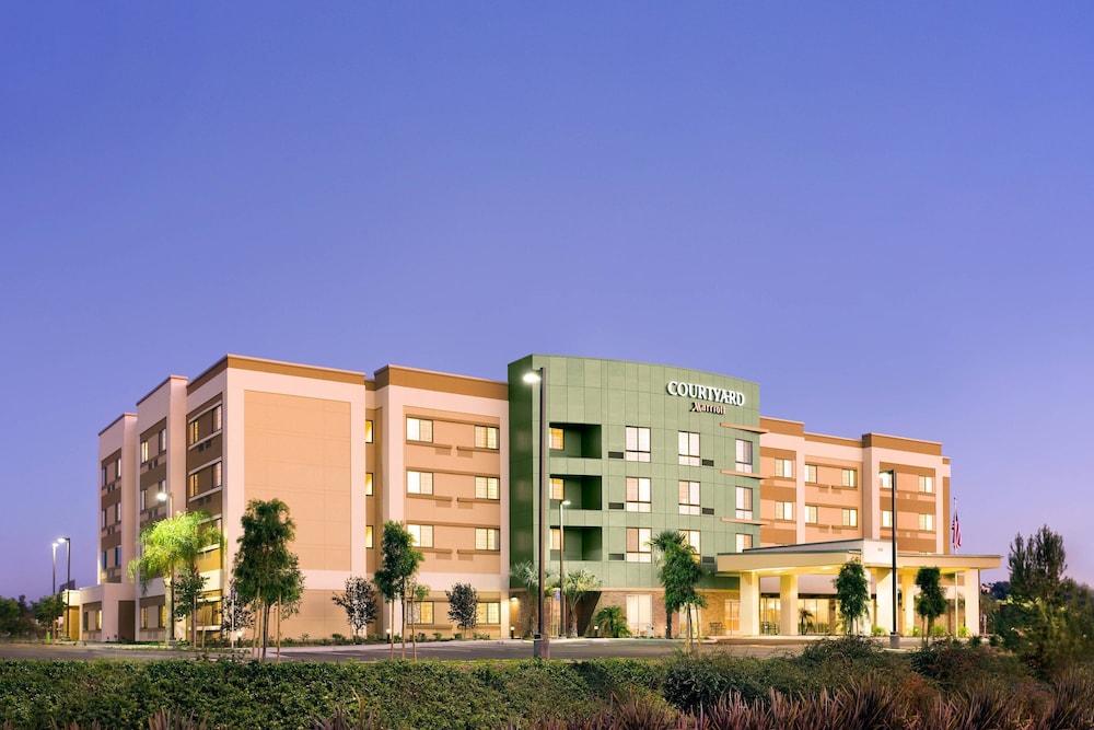 courtyard san diego oceanside