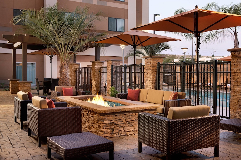 courtyard san diego oceanside