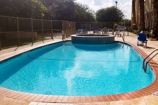 Comfort Inn & Suites Near Six Flags & Medical Center,Oakland Estates>>Bexar County,3 star