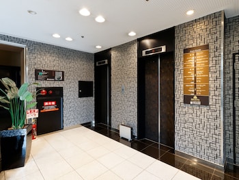 Apa Hotel Fukuoka-Yukuhashi-Ekimae,Connected To A Shopping Center,3 star