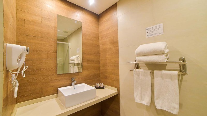 hotel plaza central canning