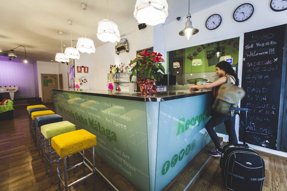 feel hostels soho malaga