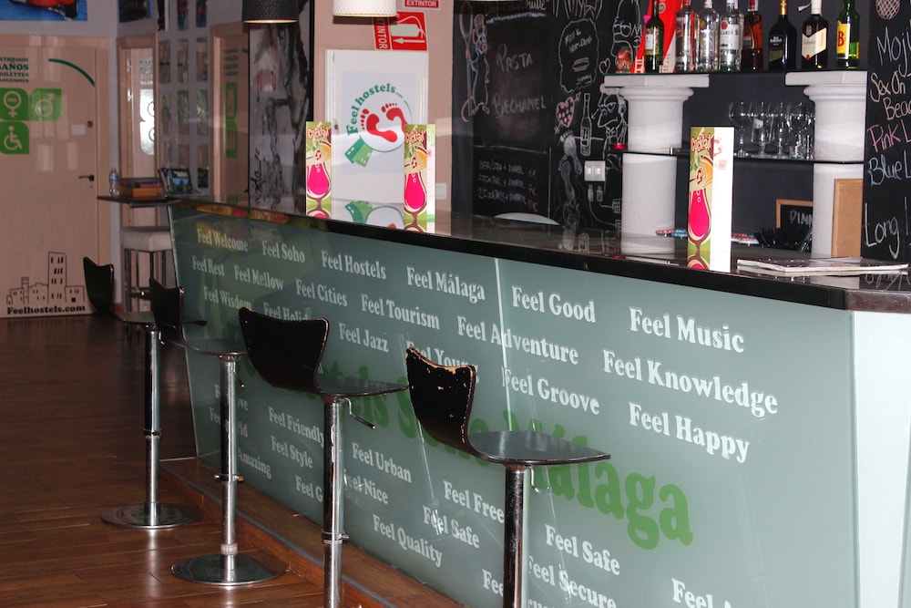 feel hostels soho malaga