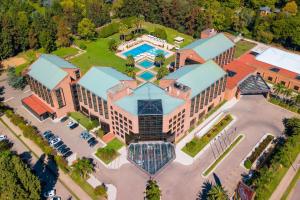 sheraton pilar hotel and convention center