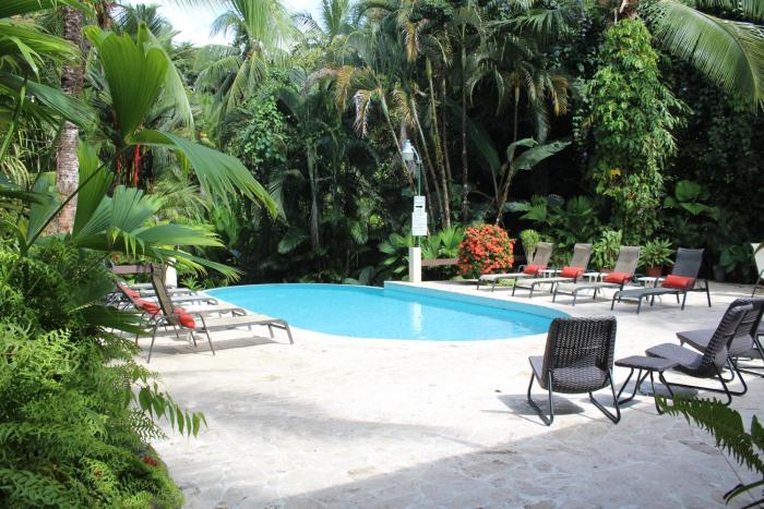 the falls resort at manuel antonio