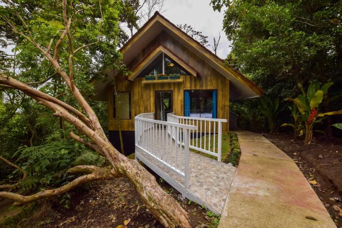 arenal waterfall lodge