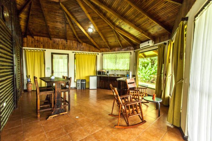 arenal waterfall lodge