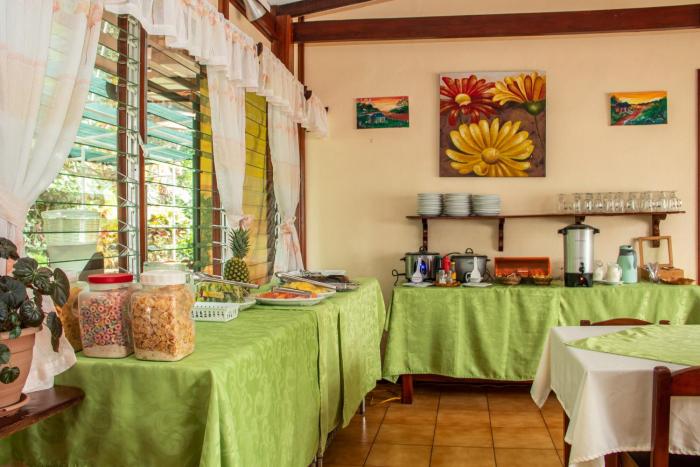 hotel la rosa de america