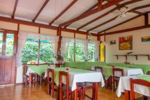 hotel la rosa de america