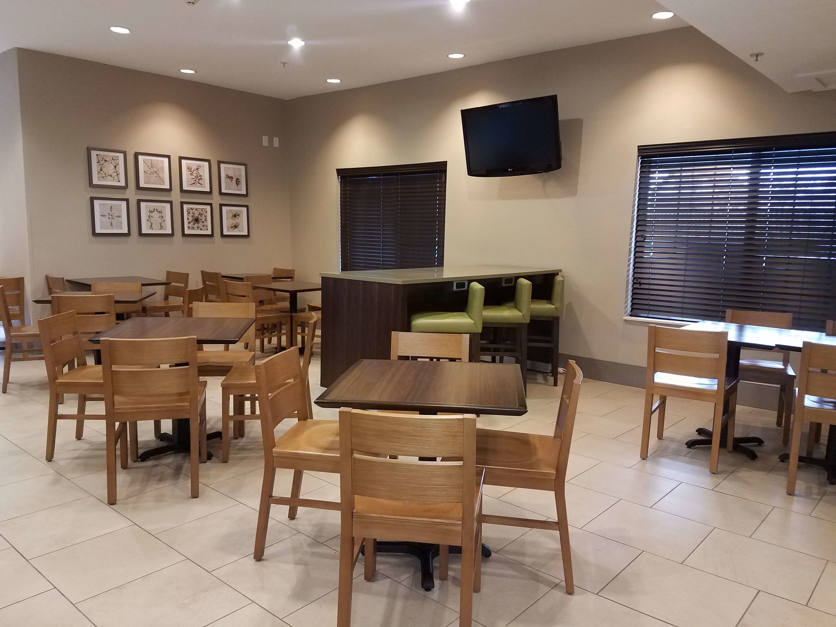 country inn and suites by radisson indianapolis airport south in