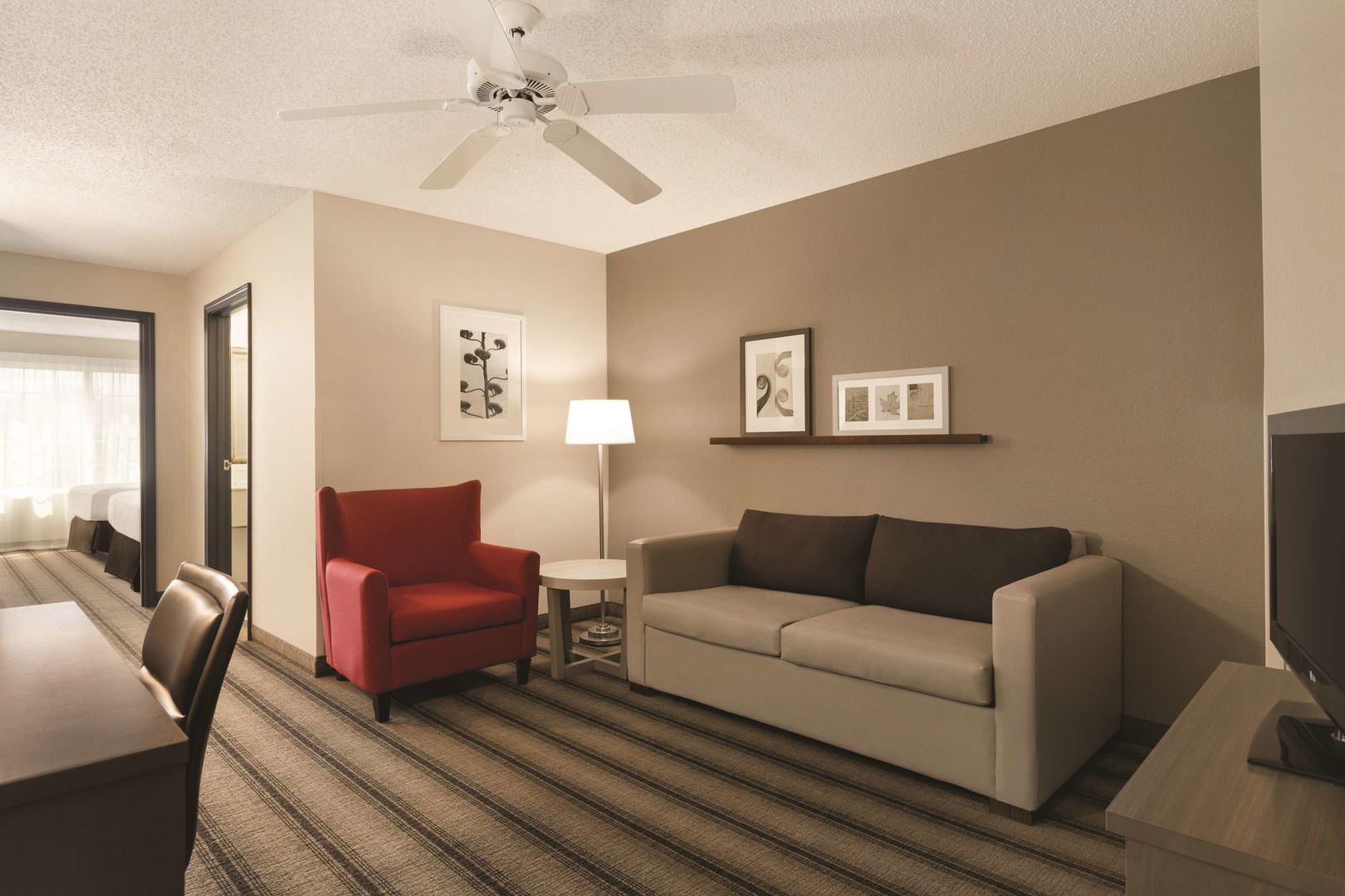 country inn and suites by radisson indianapolis airport south in