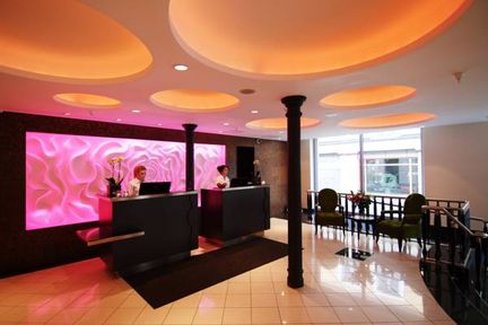 elite hotel esplanade