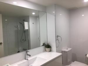 breakers north absolute beachfront apartments