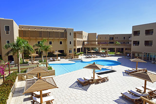 the breakers diving and surfing lodge