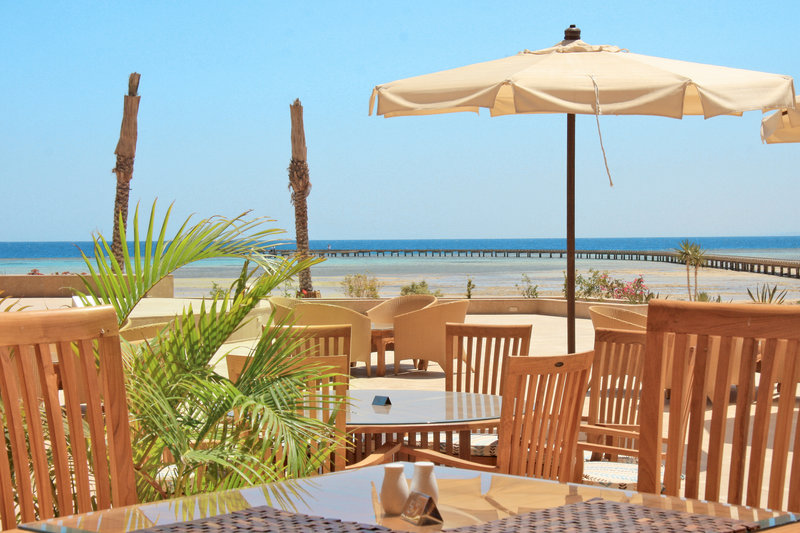 the breakers diving and surfing lodge