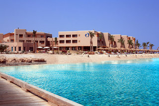 the breakers diving and surfing lodge