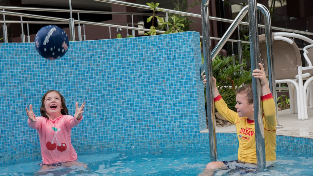 norfolk luxury beachfront apartments