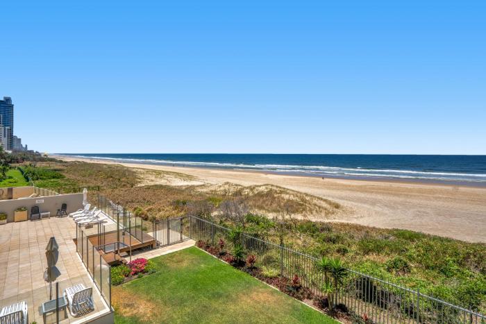 dorchester on the beach