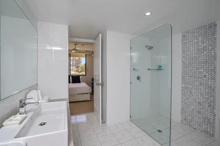 dorchester on the beach