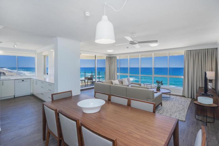 dorchester on the beach