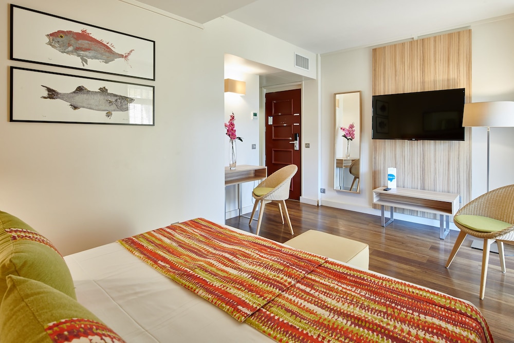 hotel vacances bleues delcloy