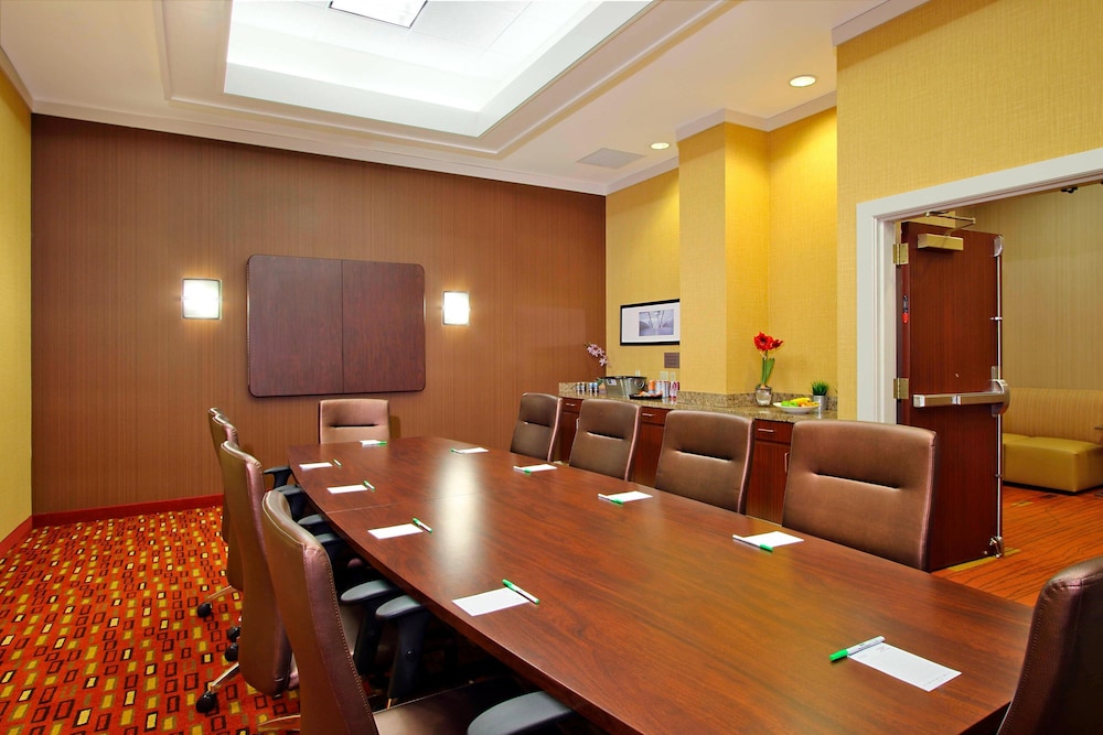 courtyard by marriott oakland downtown
