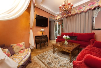 hotel art palace suites and spa