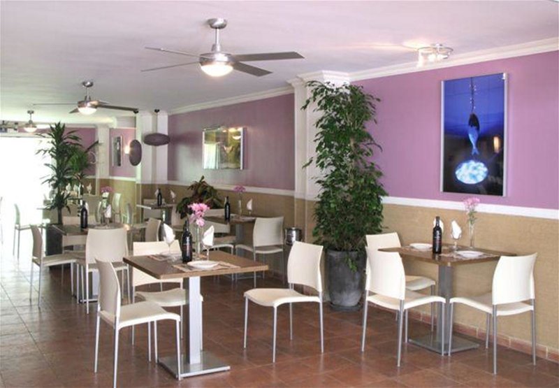 puerto azul marbella