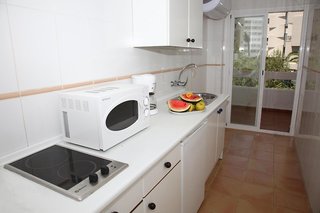 puerto azul marbella