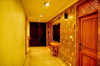 pine spring resort pahalgam duplicate