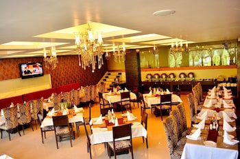 pine spring resort pahalgam duplicate