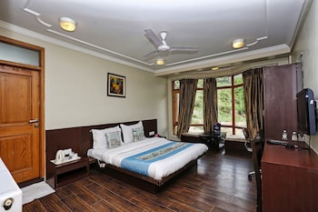 pine spring resort pahalgam duplicate