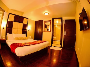 pine spring resort pahalgam duplicate