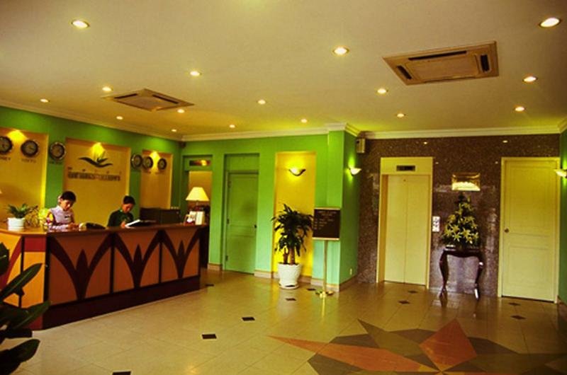 liberty hotel saigon greenview