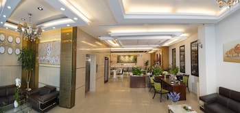 Dyn Opera Hotel,In District 1 (Bach Dang Riverside),4 star