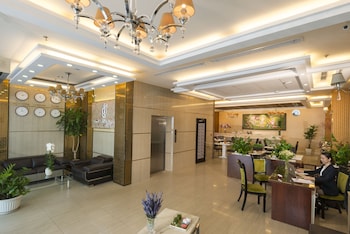 Dyn Opera Hotel,In District 1 (Bach Dang Riverside),4 star