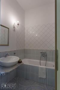 villa estera hotel and restauracja