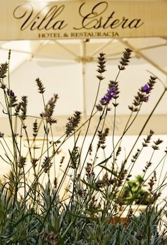villa estera hotel and restauracja
