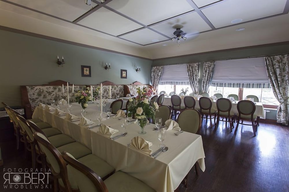 villa estera hotel and restauracja