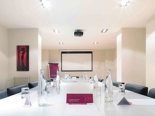 Mercure Lille Roubaix Grand Hotel,Near La Piscine,4 star