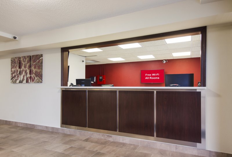 red roof inn lawrenceburg