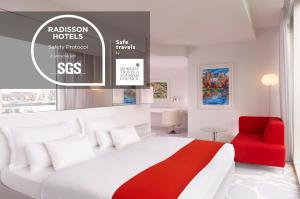 Art'otel Cologne Powered By Radisson Hotels,Duisburg>>Cologne,4 star