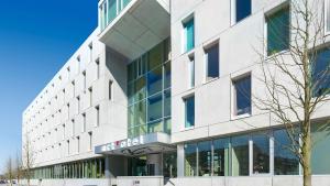 Art'otel Cologne Powered By Radisson Hotels,Duisburg>>Cologne,4 star
