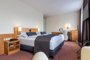 Trip Inn Hotel Esplanade,Furstenplatz, 17,4 star
