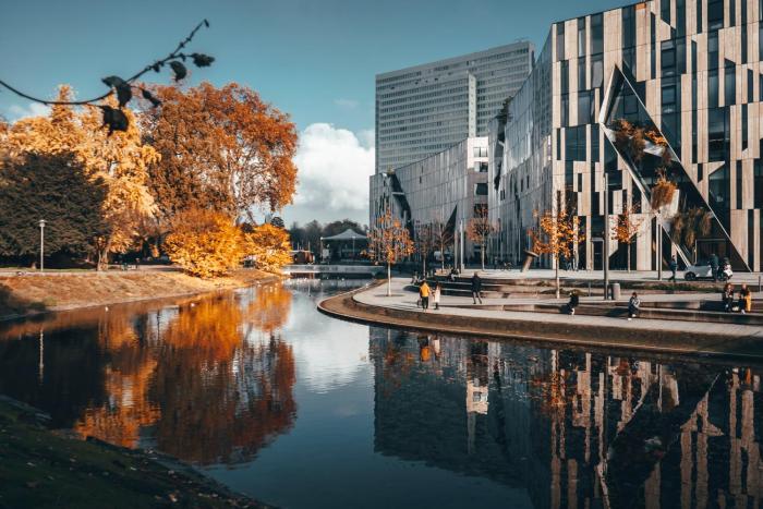 courtyard duesseldorf hafen