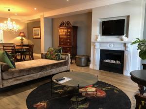 romney park luxury apartments
